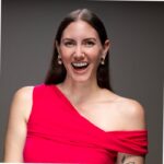 Photo of Laura Dixon